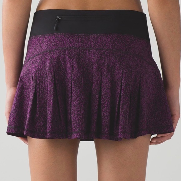 Lululemon Circuit Breaker Skirt Circuit Aurora Black - Picture 2 of 5